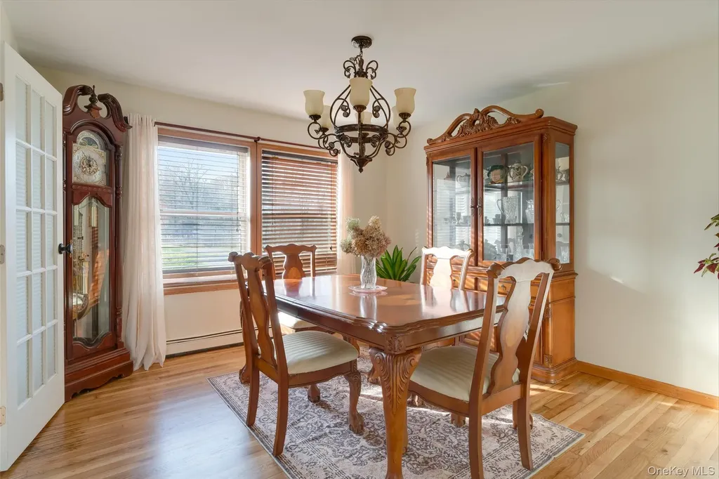 84 Josephs Drive Saugerties NY 12477