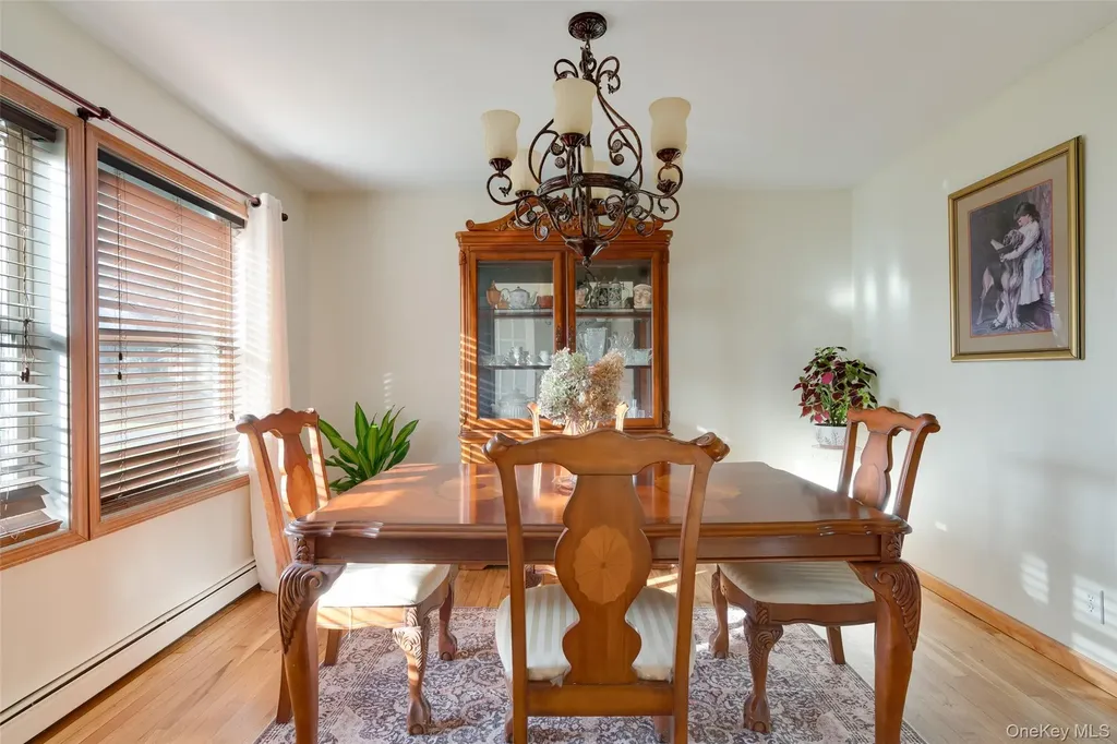 84 Josephs Drive Saugerties NY 12477