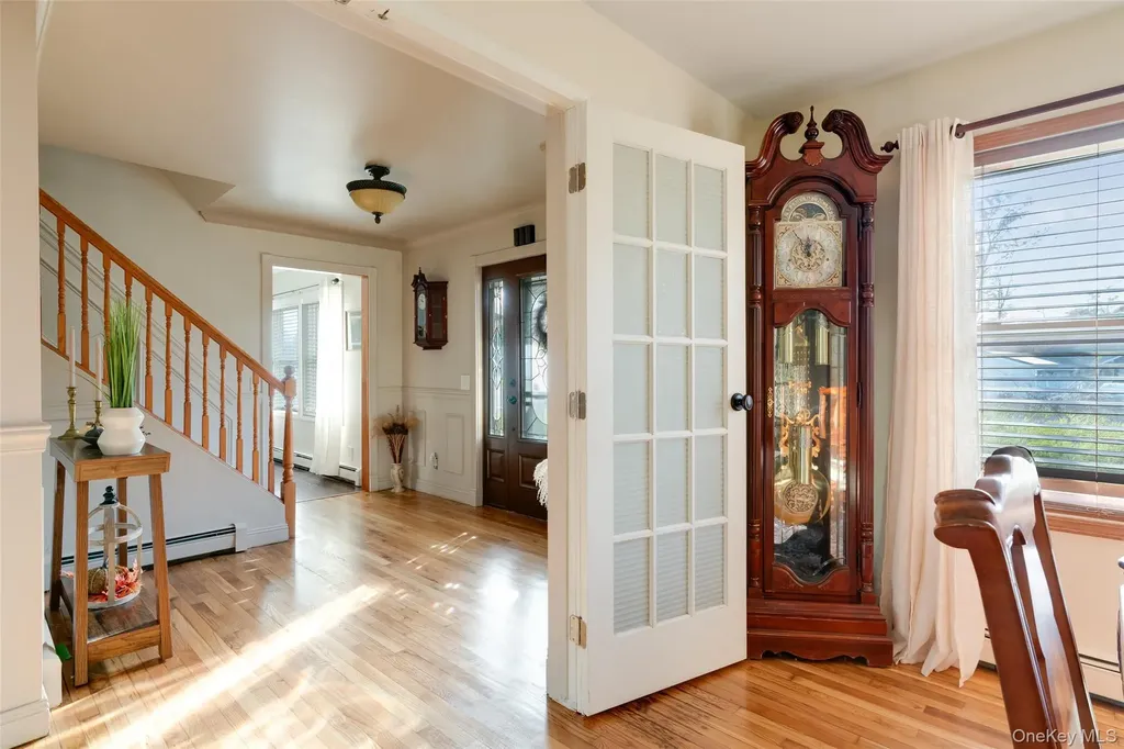 84 Josephs Drive Saugerties NY 12477