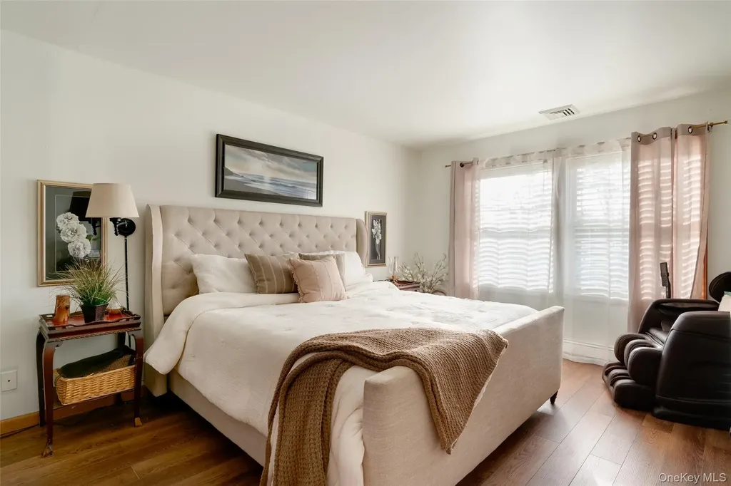 84 Josephs Drive Saugerties NY 12477