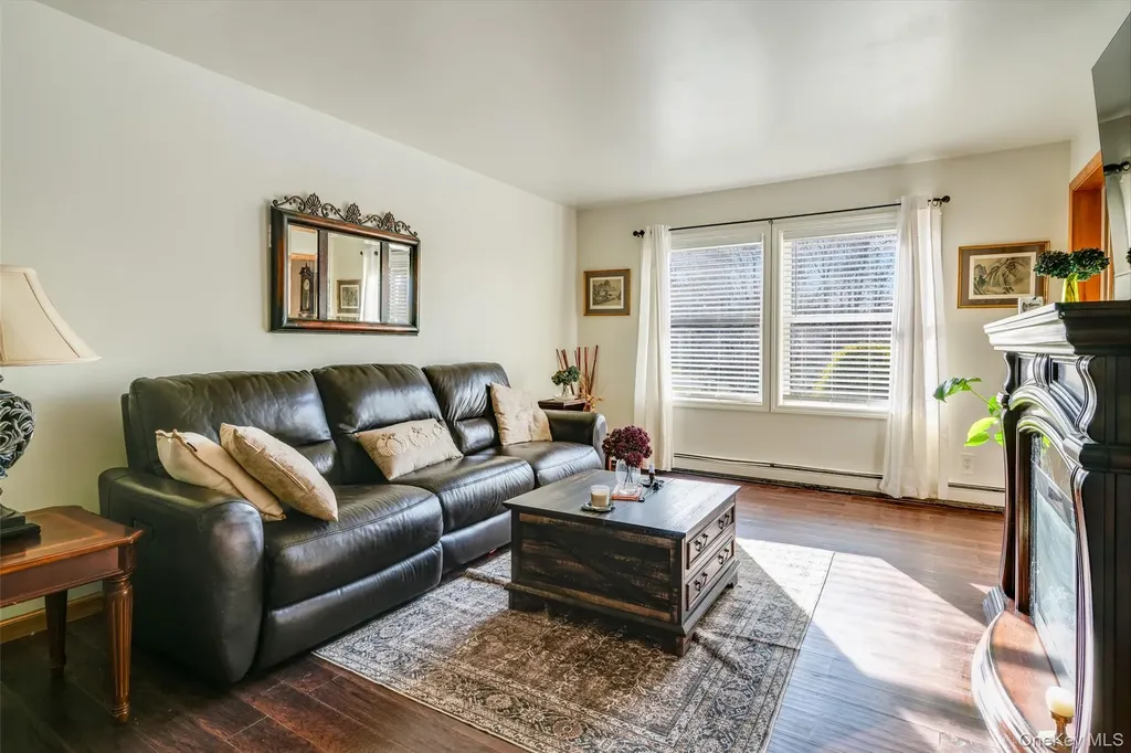 84 Josephs Drive Saugerties NY 12477
