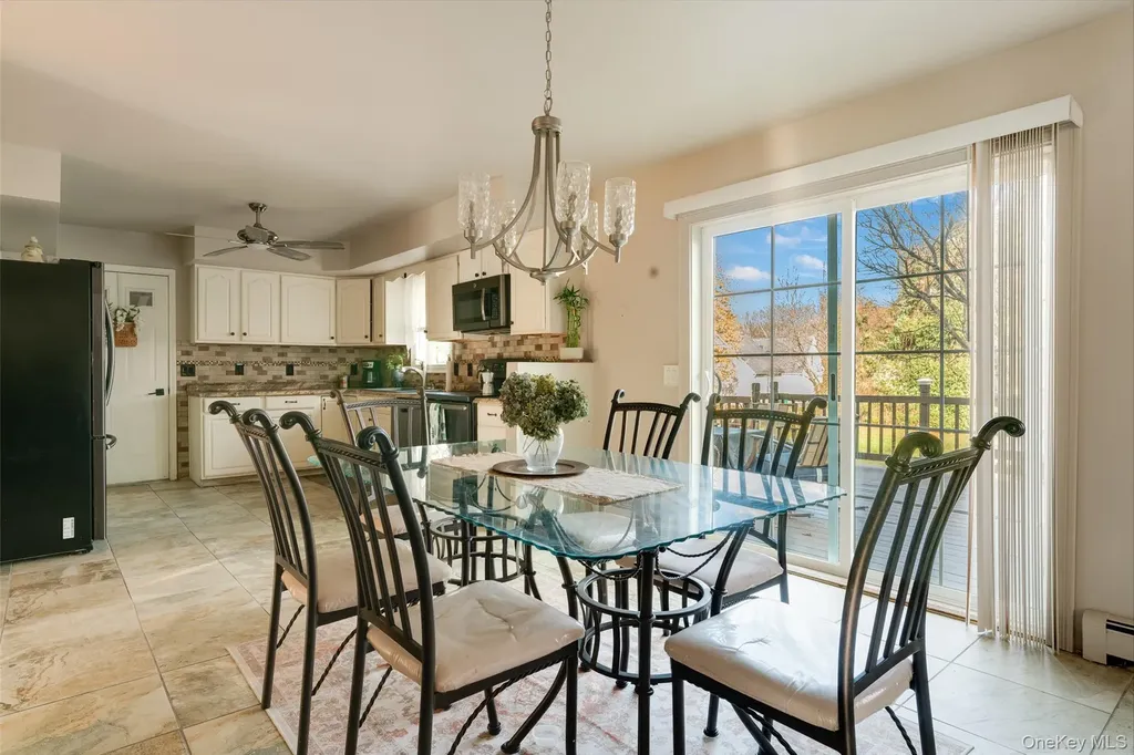 84 Josephs Drive Saugerties NY 12477