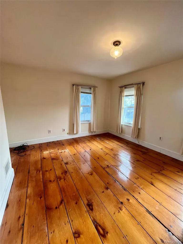 47 Wickham Avenue Middletown NY 10940
