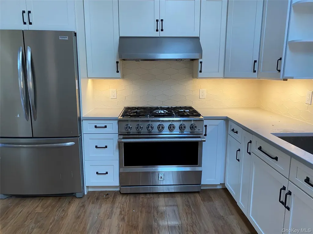 19 Cascade Lake Road Warwick NY 10990
