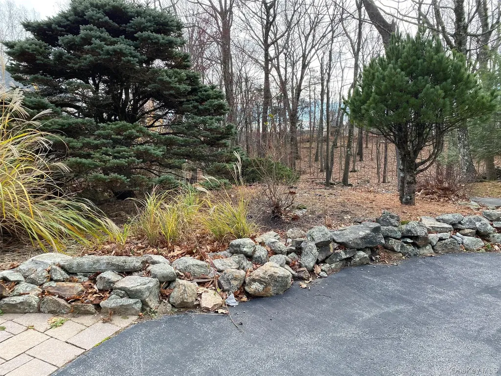 19 Cascade Lake Road Warwick NY 10990