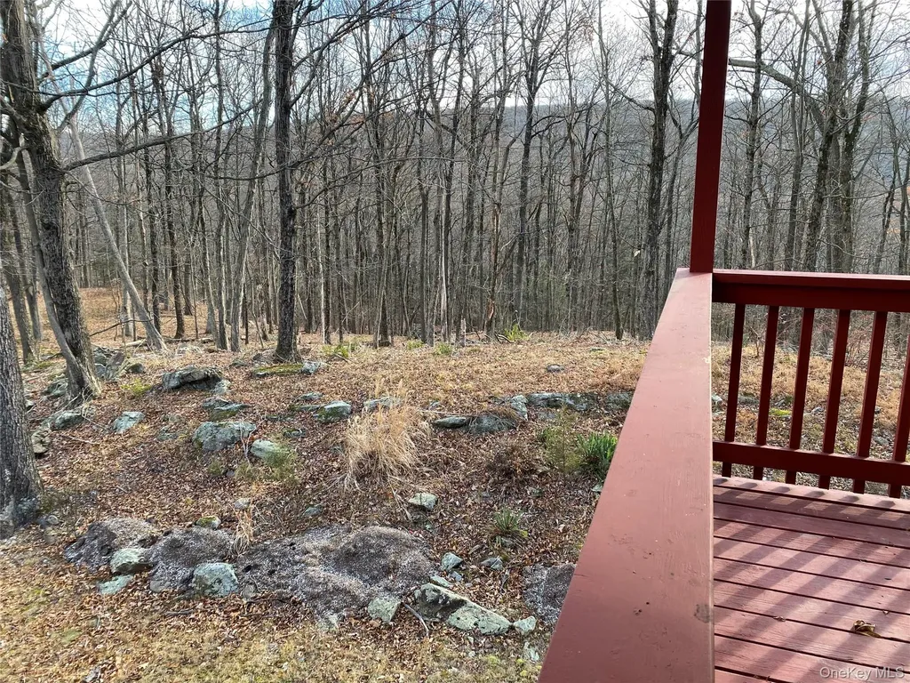 19 Cascade Lake Road Warwick NY 10990