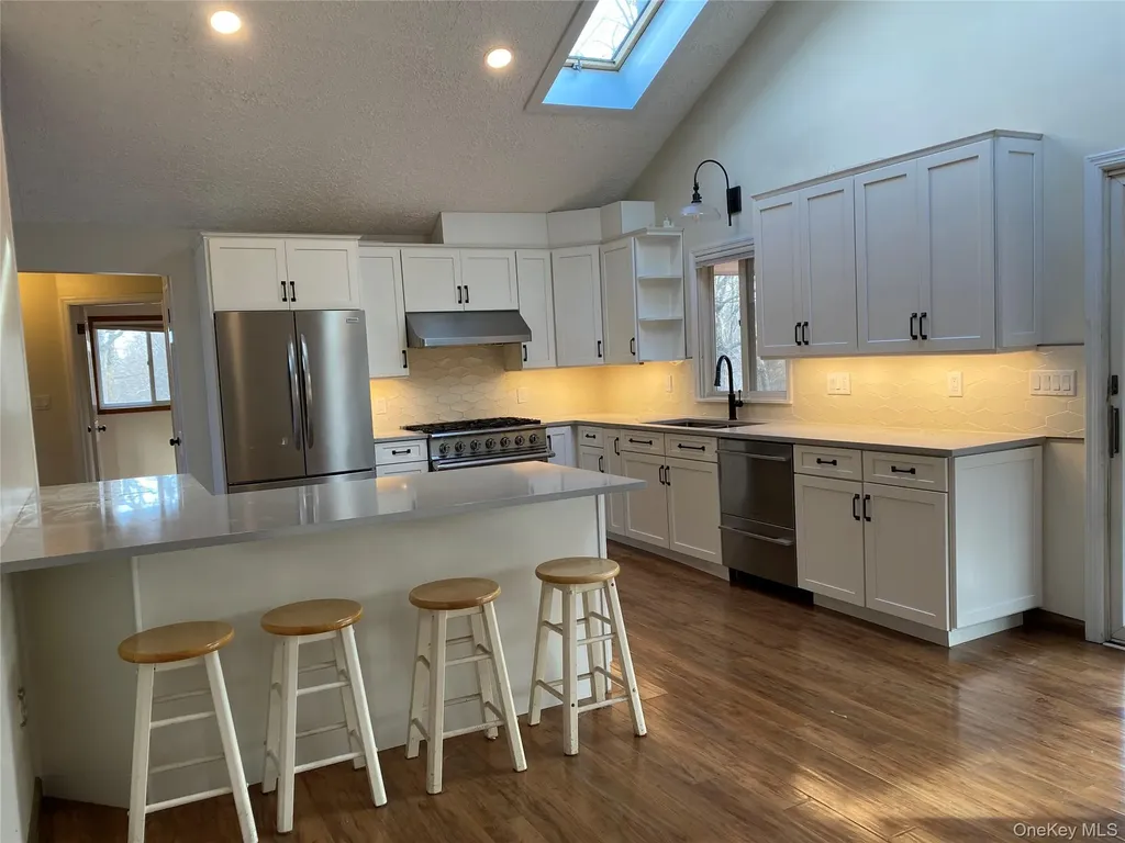 19 Cascade Lake Road Warwick NY 10990
