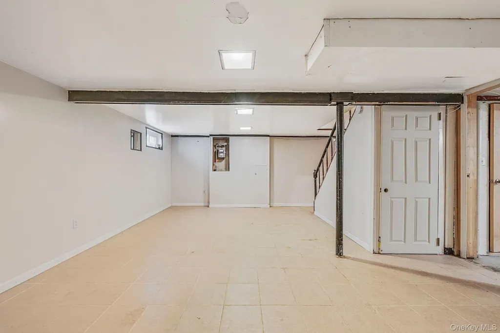 18 Jasper Street S Valley Stream NY 11580