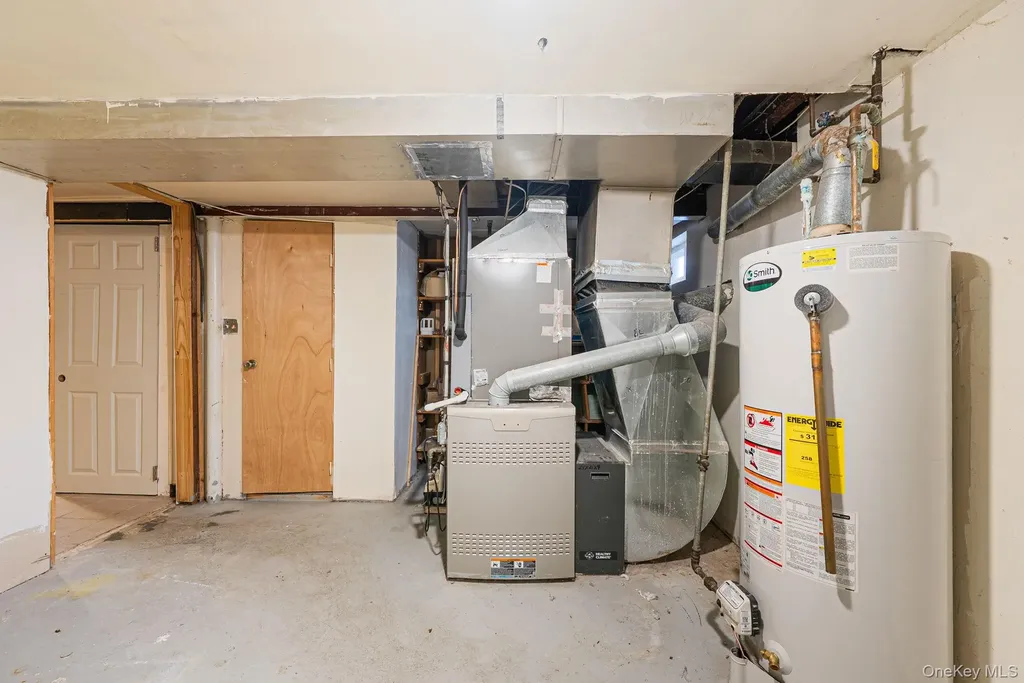 18 Jasper Street S Valley Stream NY 11580