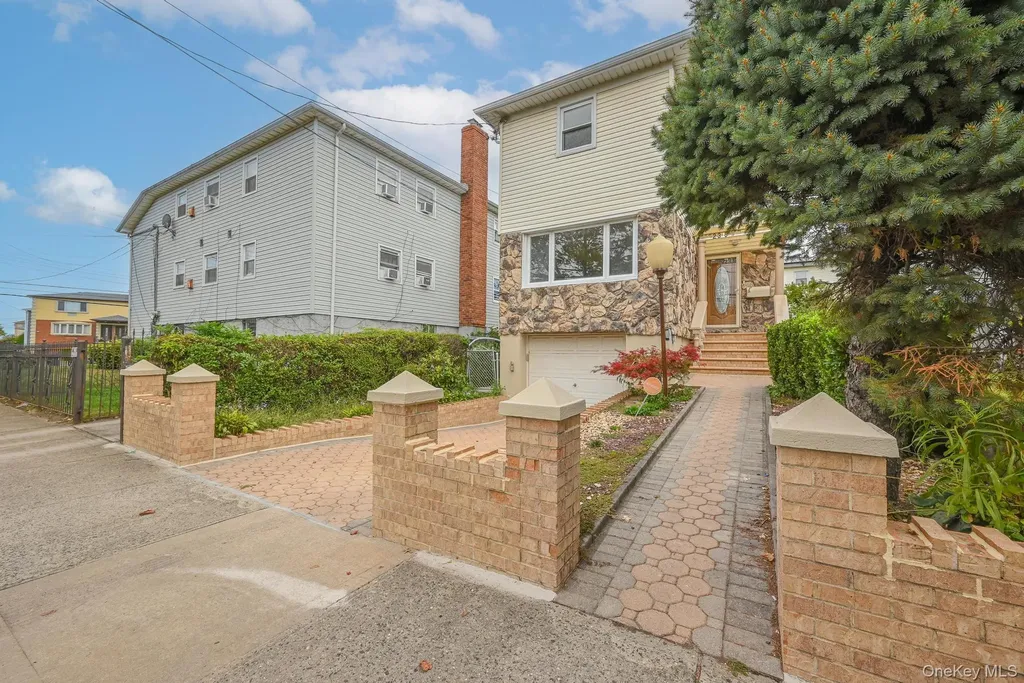 238-11 148th Drive Rosedale NY 11422
