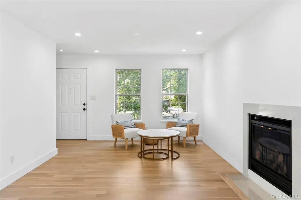 13 Shore Road Hampton Bays NY 11946