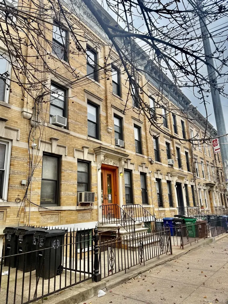 2052 Gates Avenue Ridgewood NY 11385