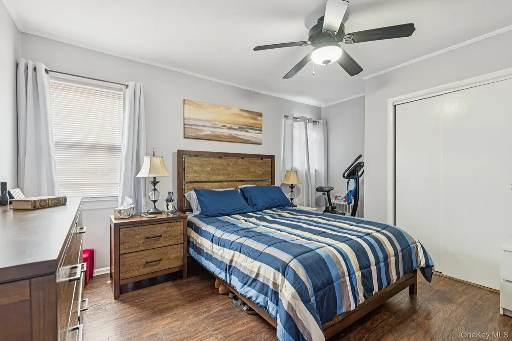 466 Jefferson Place Mineola NY 11501