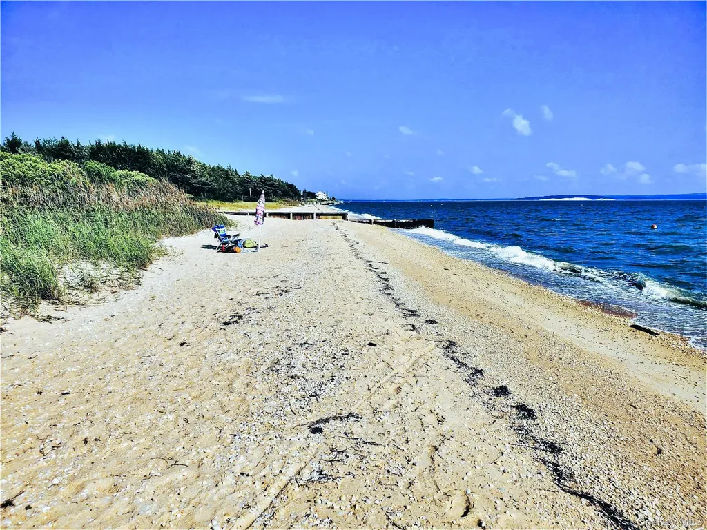 1000 Rambler Road Southold NY 11971