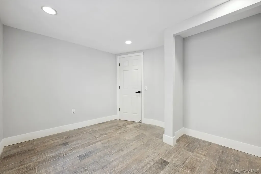 10223 164th Drive Howard Beach NY 11414