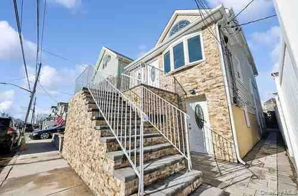 10223 164th Drive Howard Beach NY 11414