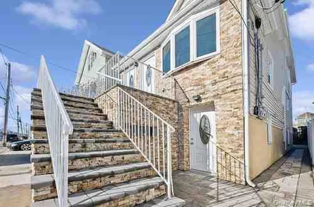 10223 164th Drive Howard Beach NY 11414