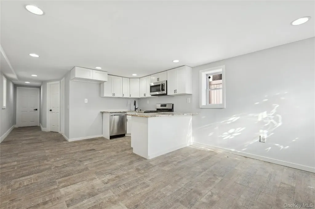 10223 164th Drive Howard Beach NY 11414