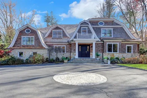119 Wheatley Road Old Westbury NY 11568