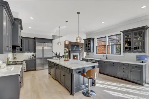 119 Wheatley Road Old Westbury NY 11568