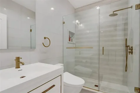 119 Wheatley Road Old Westbury NY 11568