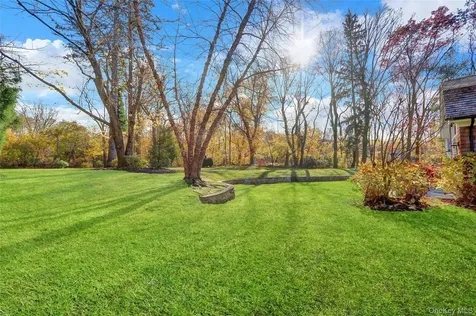 119 Wheatley Road Old Westbury NY 11568