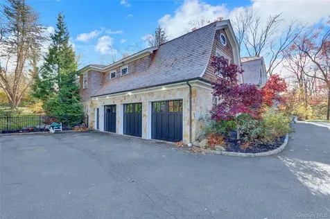 119 Wheatley Road Old Westbury NY 11568