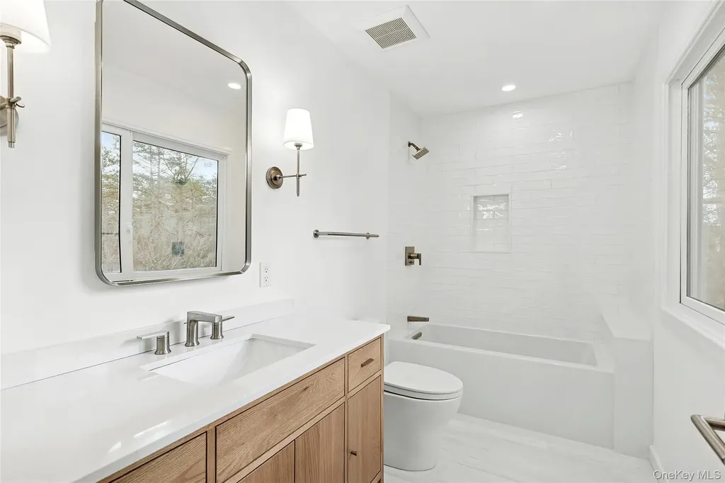 37 Gilberts Path Amagansett NY 11930