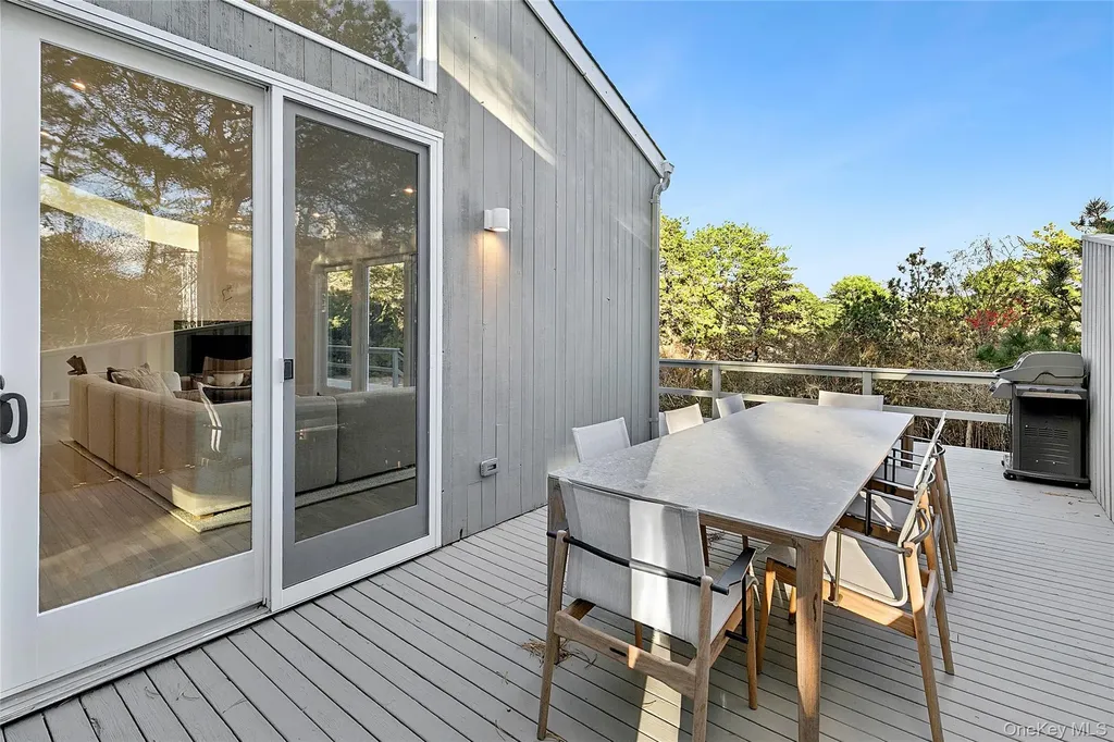 37 Gilberts Path Amagansett NY 11930