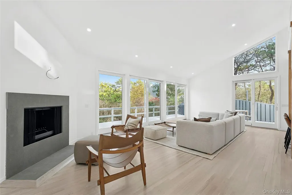 37 Gilberts Path Amagansett NY 11930