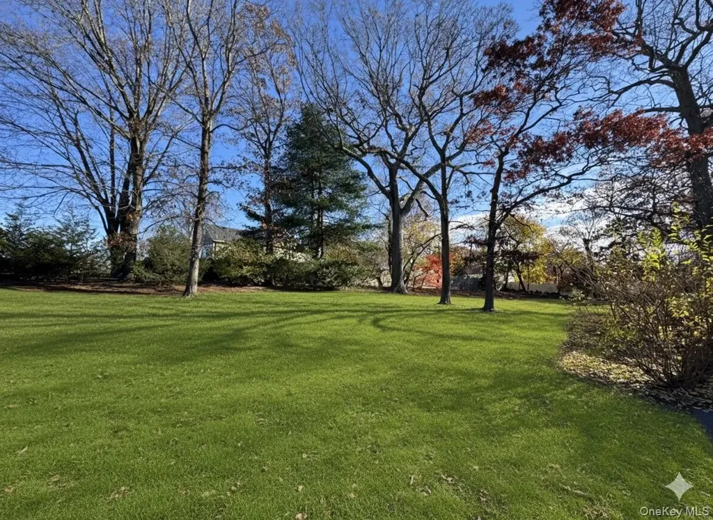 4 Washington Avenue Smithtown NY 11787