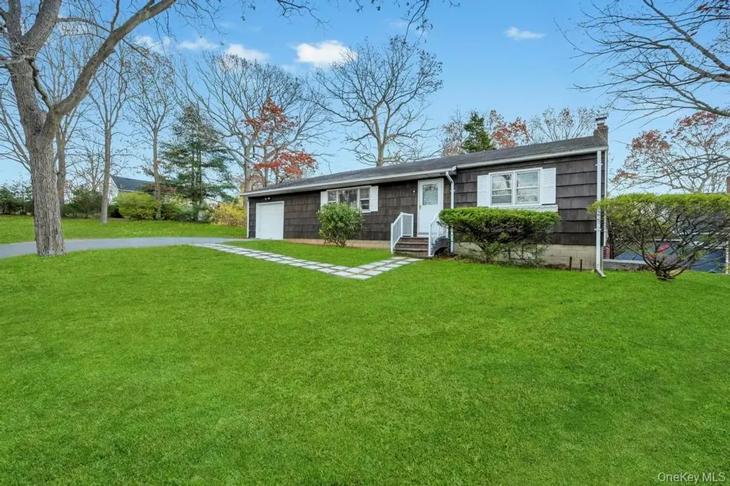 4 Washington Avenue Smithtown NY 11787