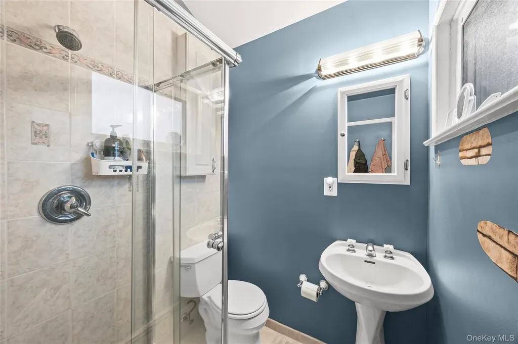 1734 Roberta Lane Merrick NY 11566