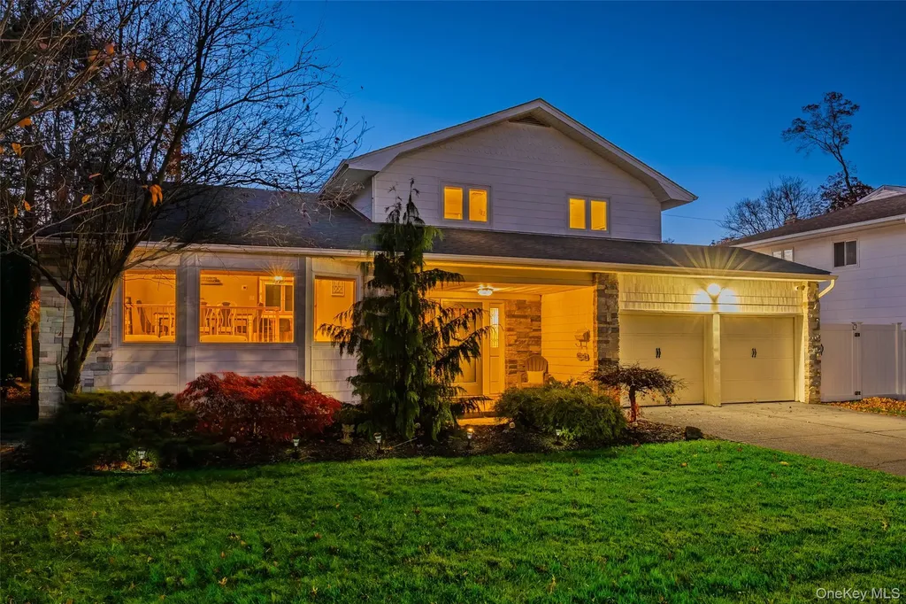 1734 Roberta Lane Merrick NY 11566