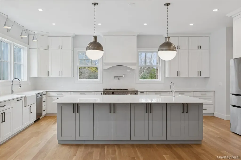 150 Deer Run Southold NY 11971