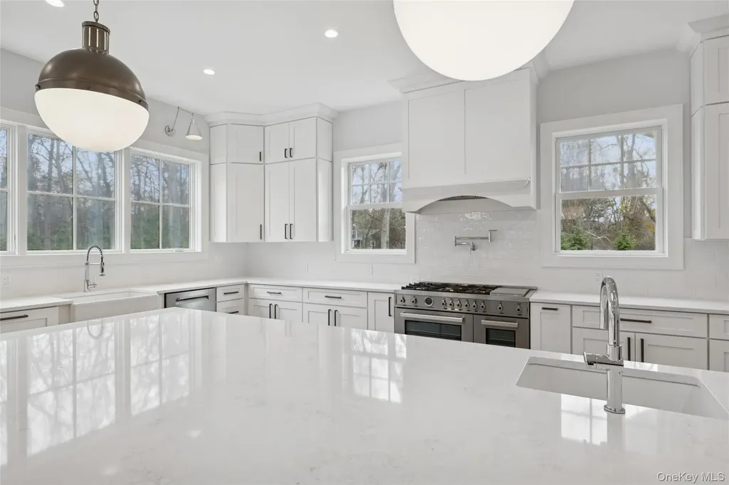 150 Deer Run Southold NY 11971