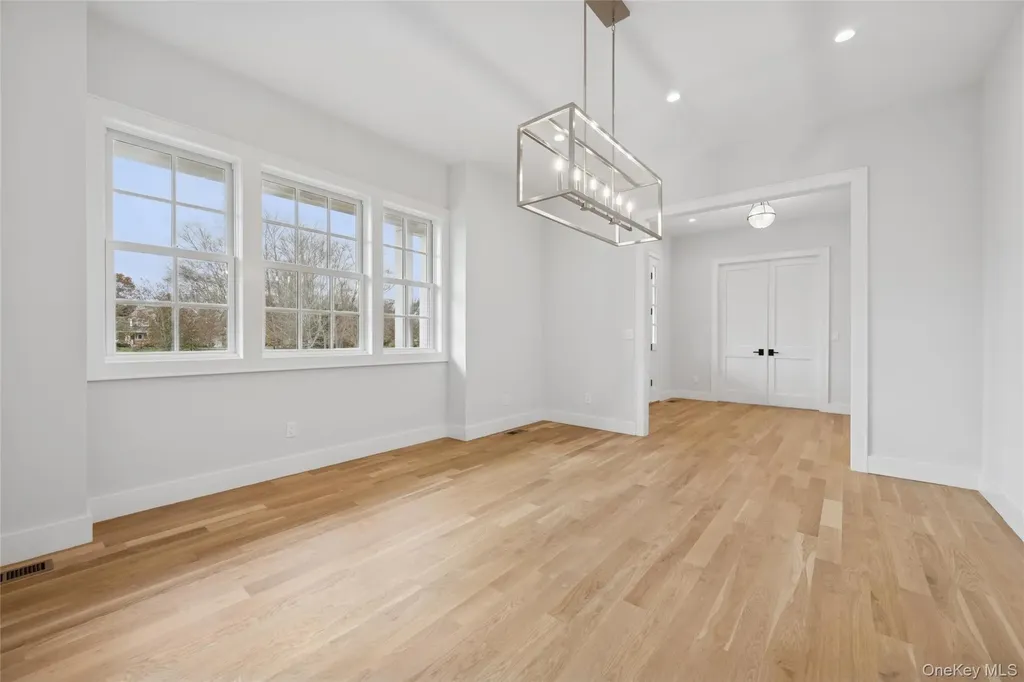 150 Deer Run Southold NY 11971