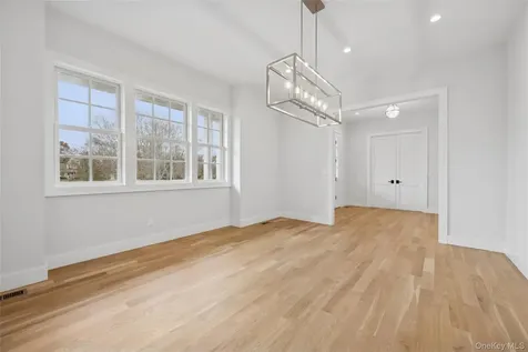 150 Deer Run Southold NY 11971