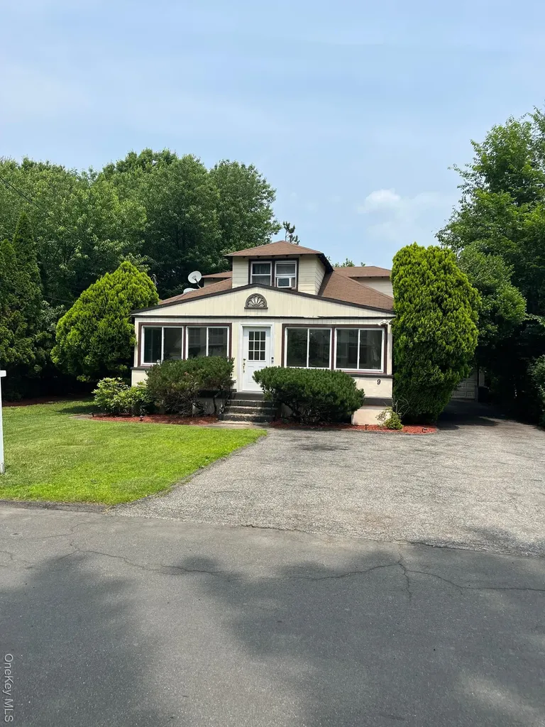 9 Hillside Avenue Haverstraw NY 10927