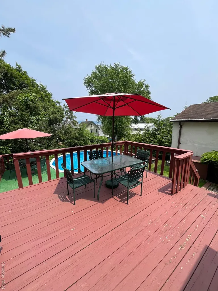 9 Hillside Avenue Haverstraw NY 10927