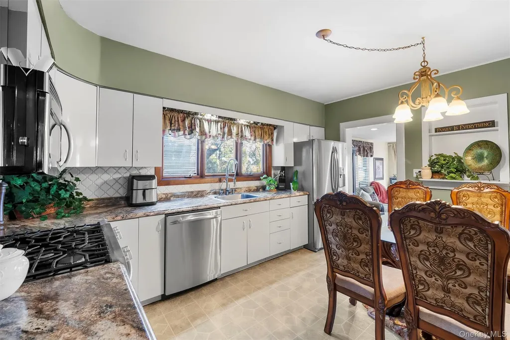 9 Hillside Avenue Haverstraw NY 10927