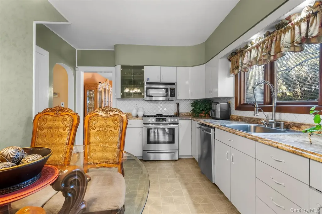 9 Hillside Avenue Haverstraw NY 10927