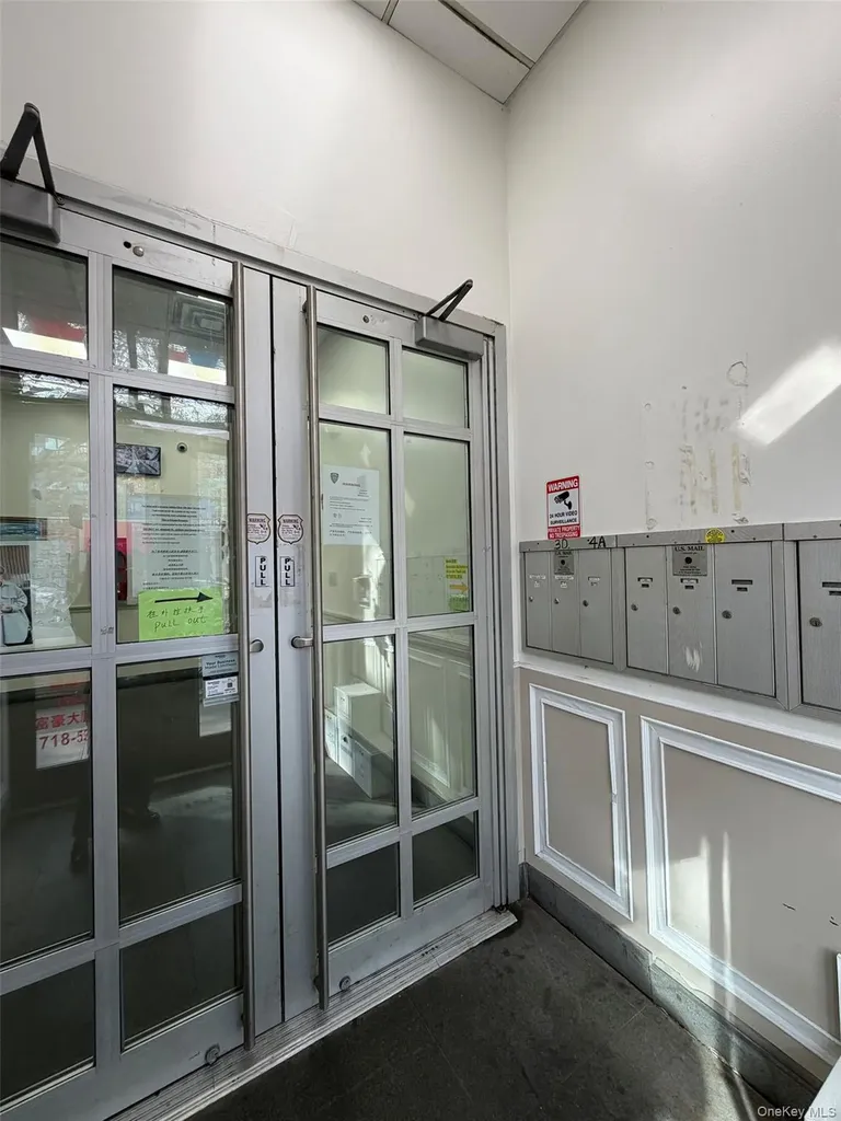 135-11 40th Road Flushing NY 11354