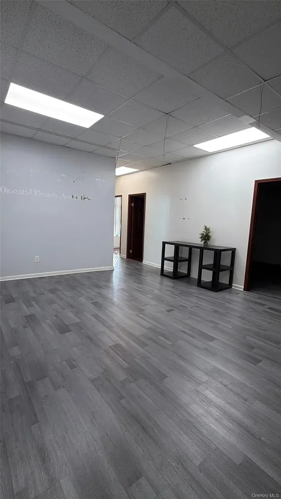 135-11 40th Road Flushing NY 11354