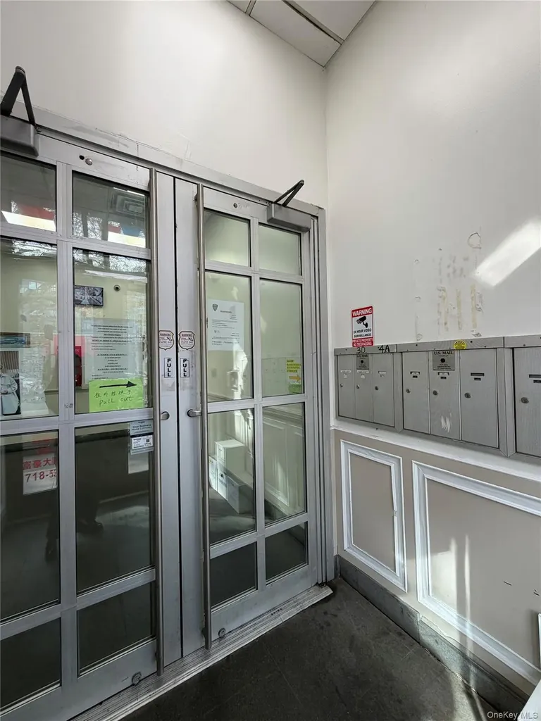 135-11 40th Road Flushing NY 11354