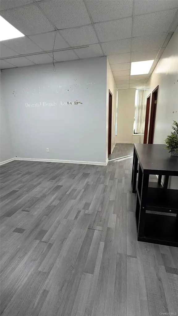135-11 40th Road Flushing NY 11354