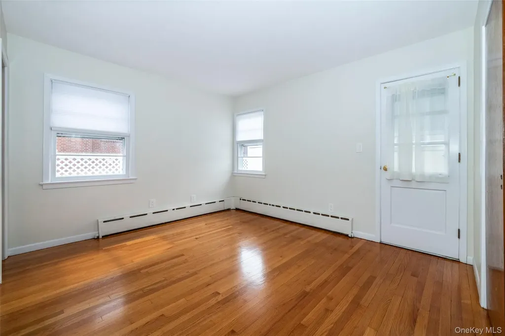 10 Pell Place Bronx NY 10464