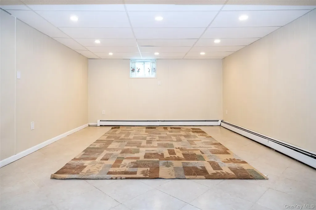 10 Pell Place Bronx NY 10464