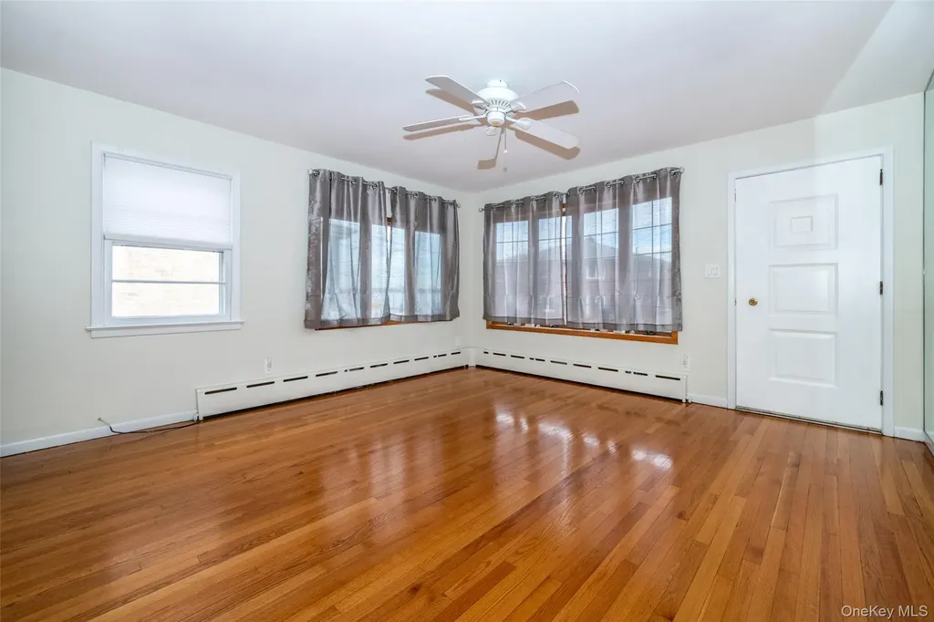 10 Pell Place Bronx NY 10464