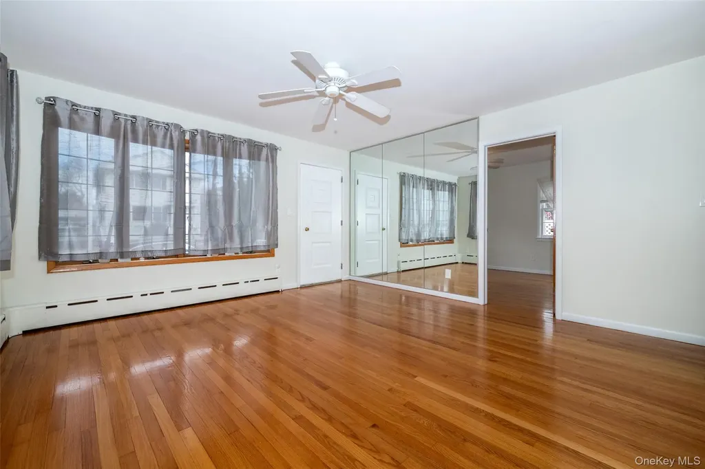 10 Pell Place Bronx NY 10464